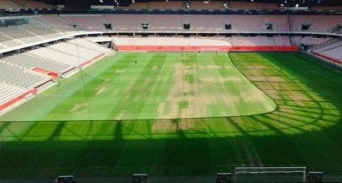 قبل انضمام عبدالمنعم.. أزمة تهدد بتأجيل مباراة نيس وتولوز في الدوري الفرنسي